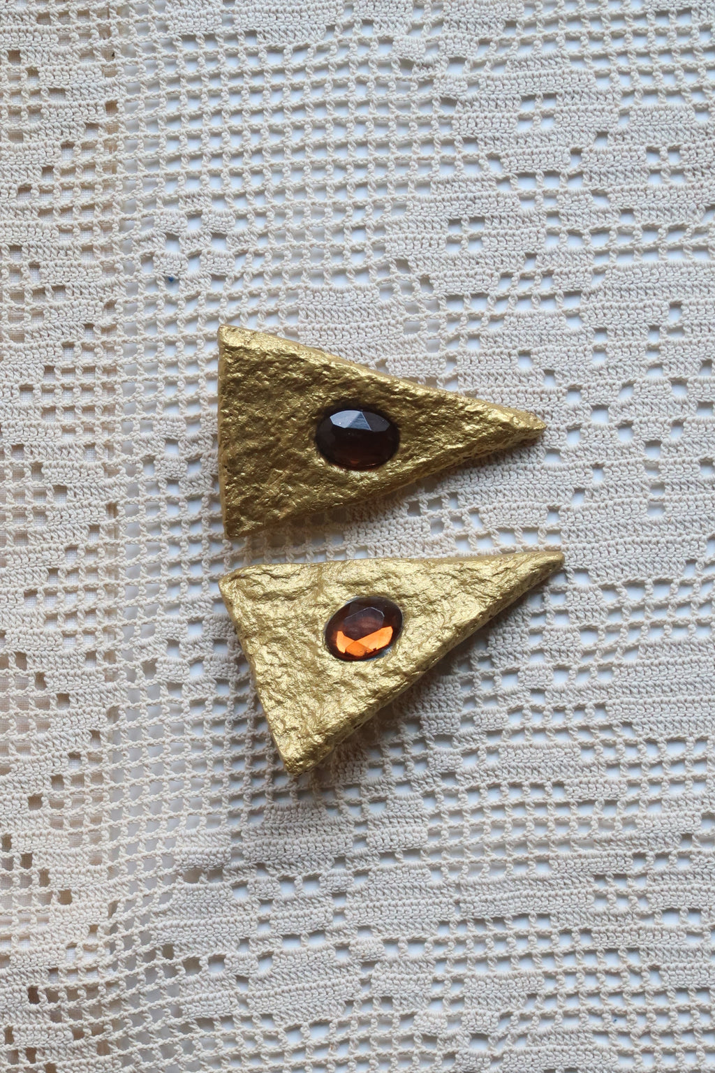 Claye Earing